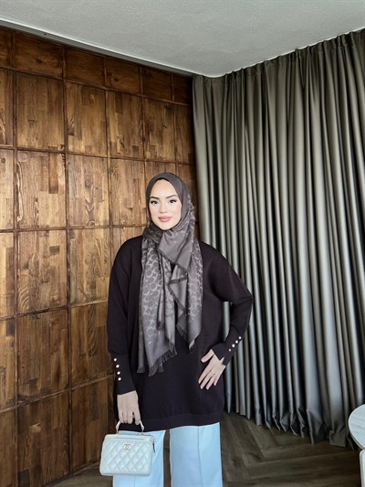 Eva Simli Kolu Düğmeli Triko Kazak Acı Kahve