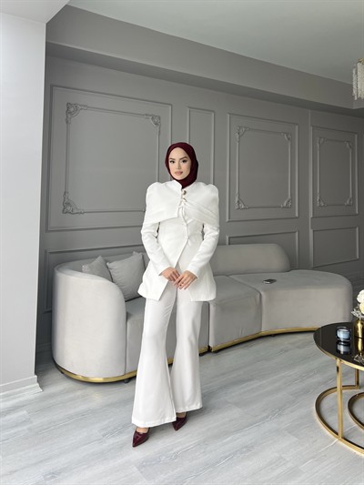 Fşy-Marci Gold Düğmeli Takım - Beyaz