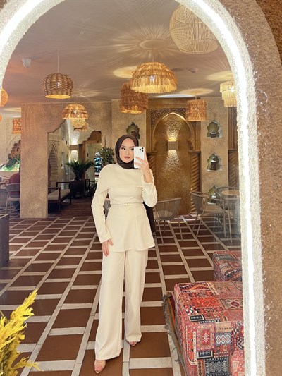 Hande Kemerli Takım - Ekru