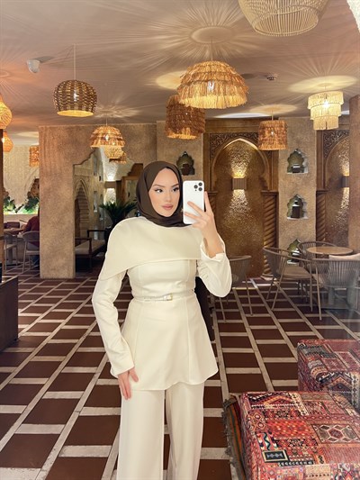 Hande Kemerli Takım - Ekru