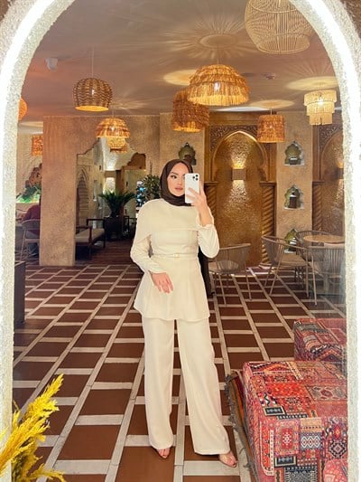 Hande Kemerli Takım - Ekru