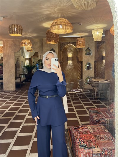 Hande Kemerli Takım - Laci