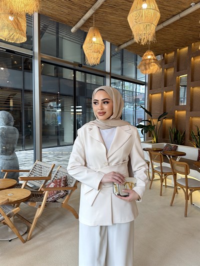 Hilla Düğmeli Takım - Krem