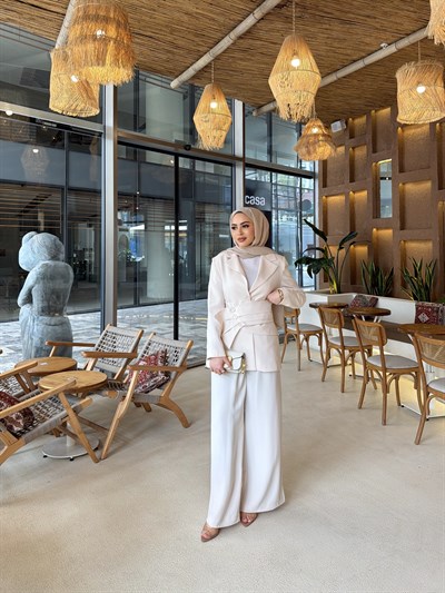 Hilla Düğmeli Takım - Krem