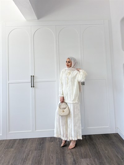 İzabel Takım - Krem