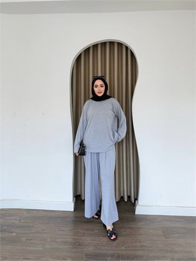 Kübra Takım - Gri