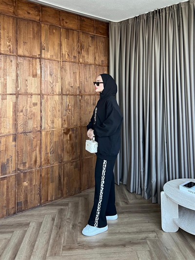 Leopar Pantolonlu Takım - Siyah