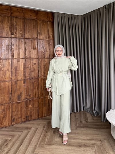 Lessan Broşlu Takım - Yeşil