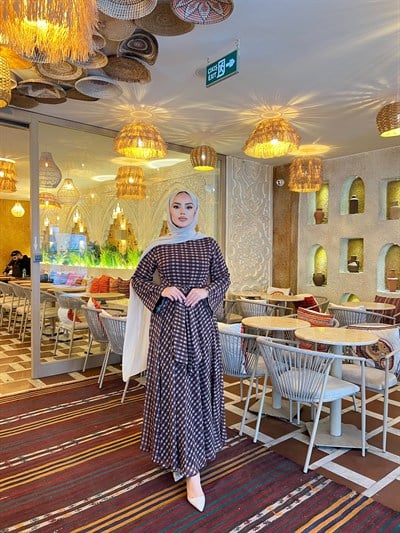Merve Kemer Detaylı Elbise - Kahve