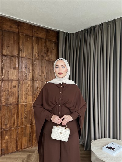Merve Önü Düğmeli Takım - Kahve