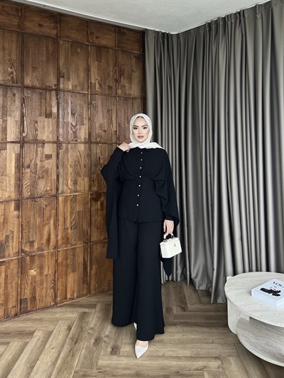 Merve önü Düğmeli Takım - Siyah
