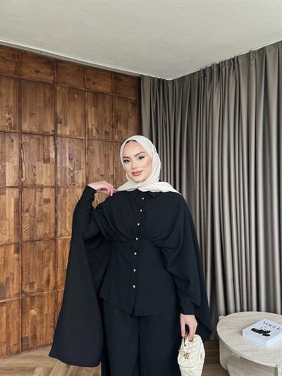 Merve önü Düğmeli Takım - Siyah