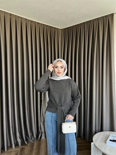 Ön Bağlamalı Triko Kazak Yeşil