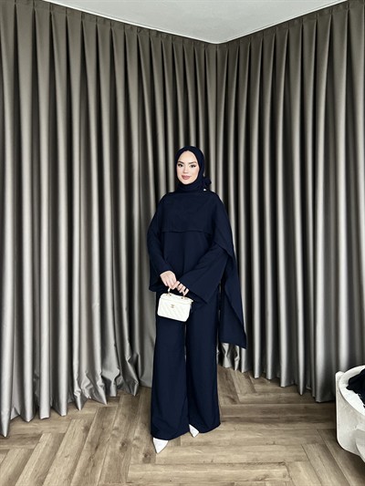 Pelerinli Pelin Takım - Laci