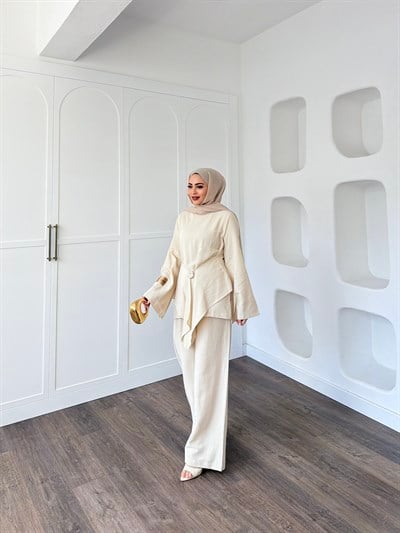 Pelin Broşlu Takım - Bej