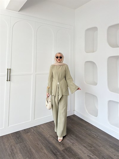 Pelin Broşlu Takım - Yeşil