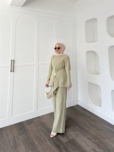 Pelin Broşlu Takım - Yeşil