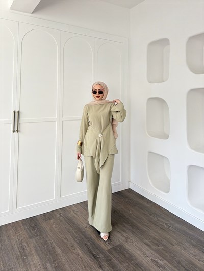 Pelin Broşlu Takım - Yeşil