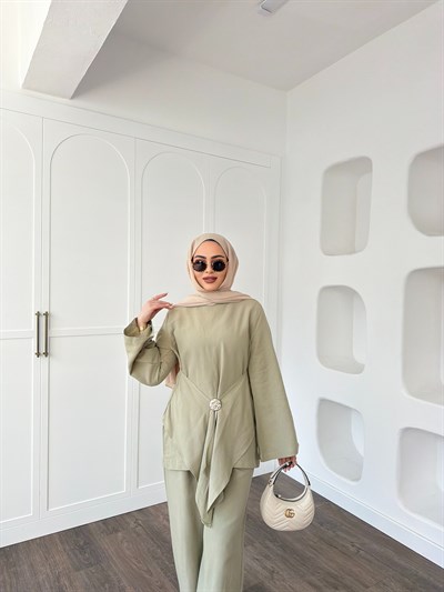 Pelin Broşlu Takım - Yeşil