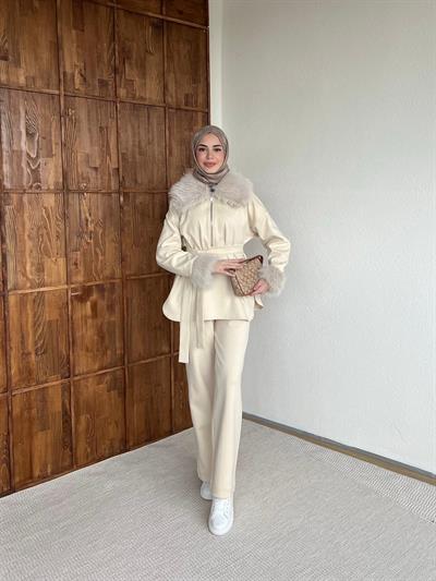 Pera Kürk Detaylı Takım - Ekru