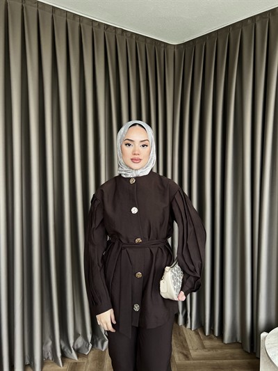 Rakkas Düğmeli Takım - Kahve(ÖN SİPARİŞ)