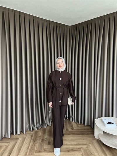 Rakkas Düğmeli Takım - Kahve(ÖN SİPARİŞ)