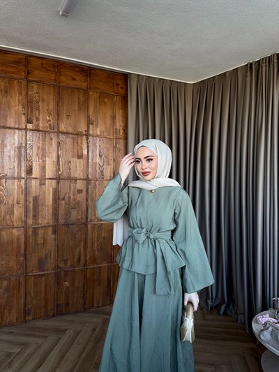 Rüveys Etekli Takım - Yeşil (ÖN SİPARİŞ)