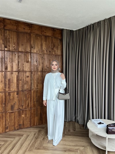 Selvi Takım - Beyaz