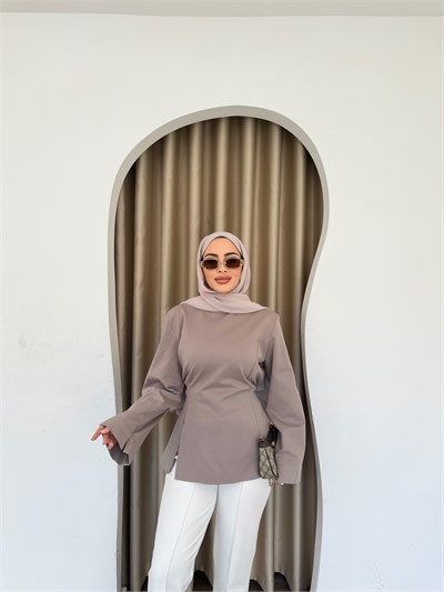 Sena Belden Oturtmalı Bluz - Vizon