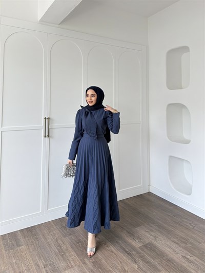 Swan Etekli Takım - Laci