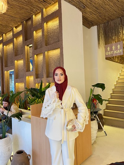 Tehna Dantel Detaylı Takım - Krem