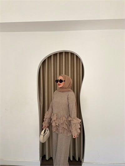 Tuna Triko Fırfır Takım - Vizon