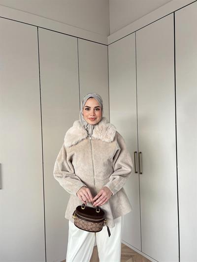 Uraz Kürk Detaylı Ceket - Bej