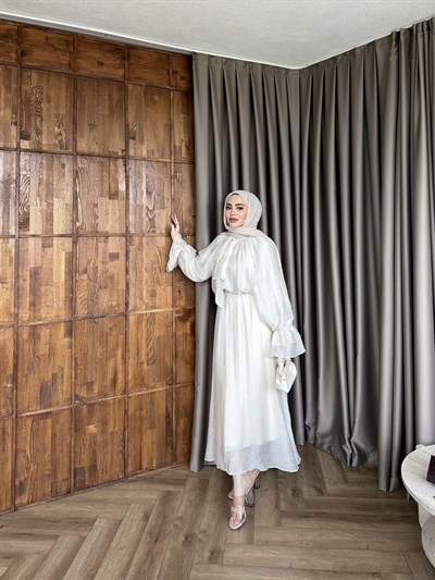 Yüsra Etekli Takım - Krem