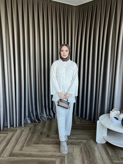 Zeyn Düğmeli Triko Takım - Beyaz