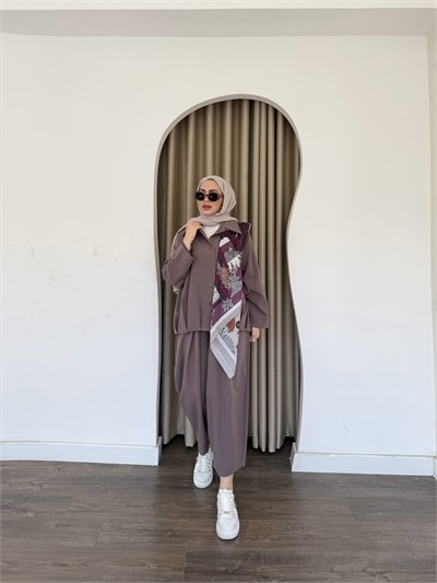 Zişa Düğmeli Takım - Vizon