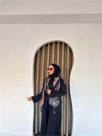 Zühre Oysh Takım - Laci