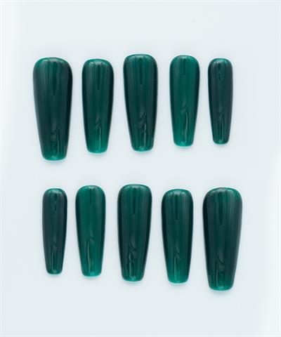 Forest Green Protez Jel Takma  Tırnak - El Yapımı  Kalıcı Oje Nail Art - NC157