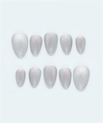 Cat-Eye Platinum