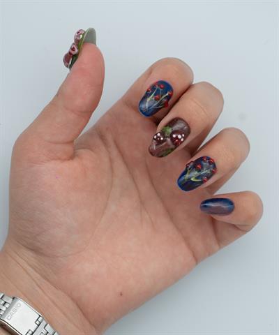 Berry Season Protez Jel Takma Tırnak - El Yapımı Kalıcı Oje Nail Art 3D Forest - NC136