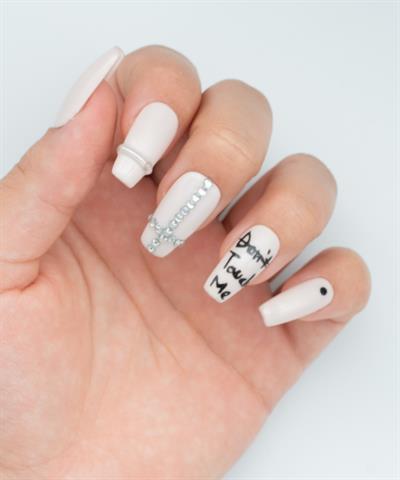Dont Touch Me Protez Jel Takma Tırnak - El Yapımı Kalıcı Oje Nail Art Diamond Chrome - NC128