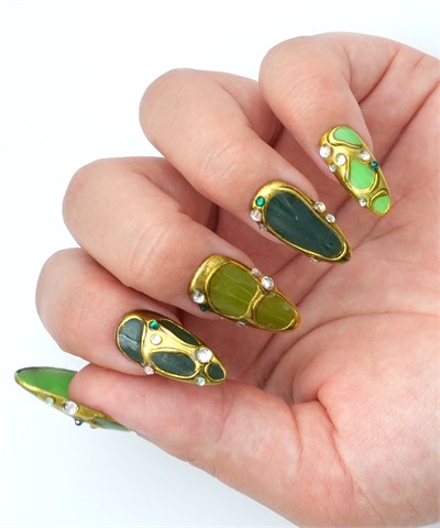 Fairy Leaves Protez Jel Takma Tırnak - El Yapımı Kalıcı Oje Nail Art Gold Chrome - NC104