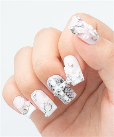 Floral Piercing Protez Jel Takma Tırnak - El Yapımı Kalıcı Oje Nail Art 3D - NC225