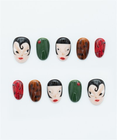 Retro Touch Protez Jel Takma Tırnak - El Yapımı Kalıcı Oje Nail Art - NC226