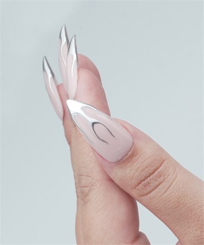 Silver Flames - El Yapımı Tekrar Kullanılabilir Protez Takma Tırnak - NC276