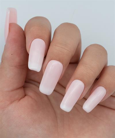 Soft Dreams Protez Jel Takma Tırnak - El Yapımı Kalıcı Oje Nail Art French Ombre - NC135