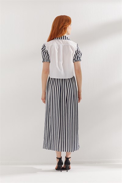 Çizgi Detaylı Etekli Takım Lacivert