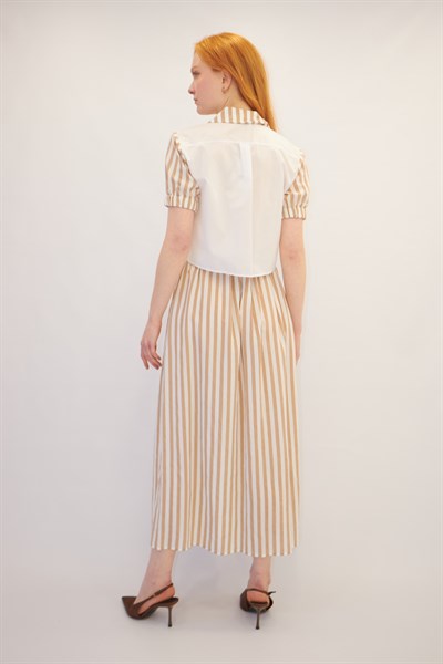 Çizgi Detaylı Etekli Takım Bej