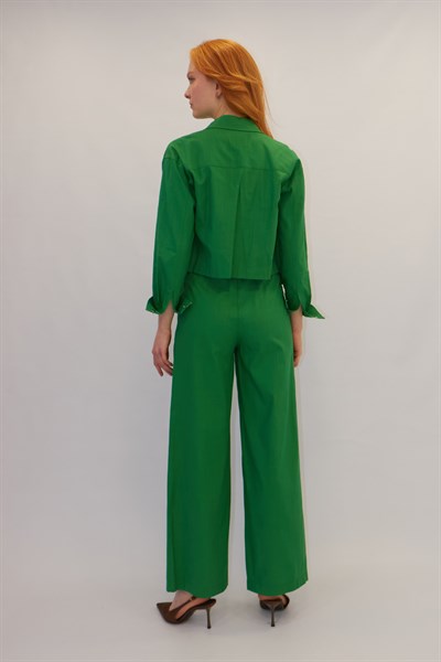 Kolları Çizgi Detaylı Takım Yeşil