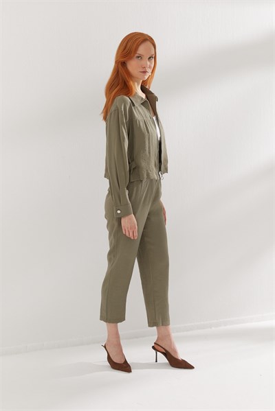 Yanı Toka Detaylı Takım Yeşil